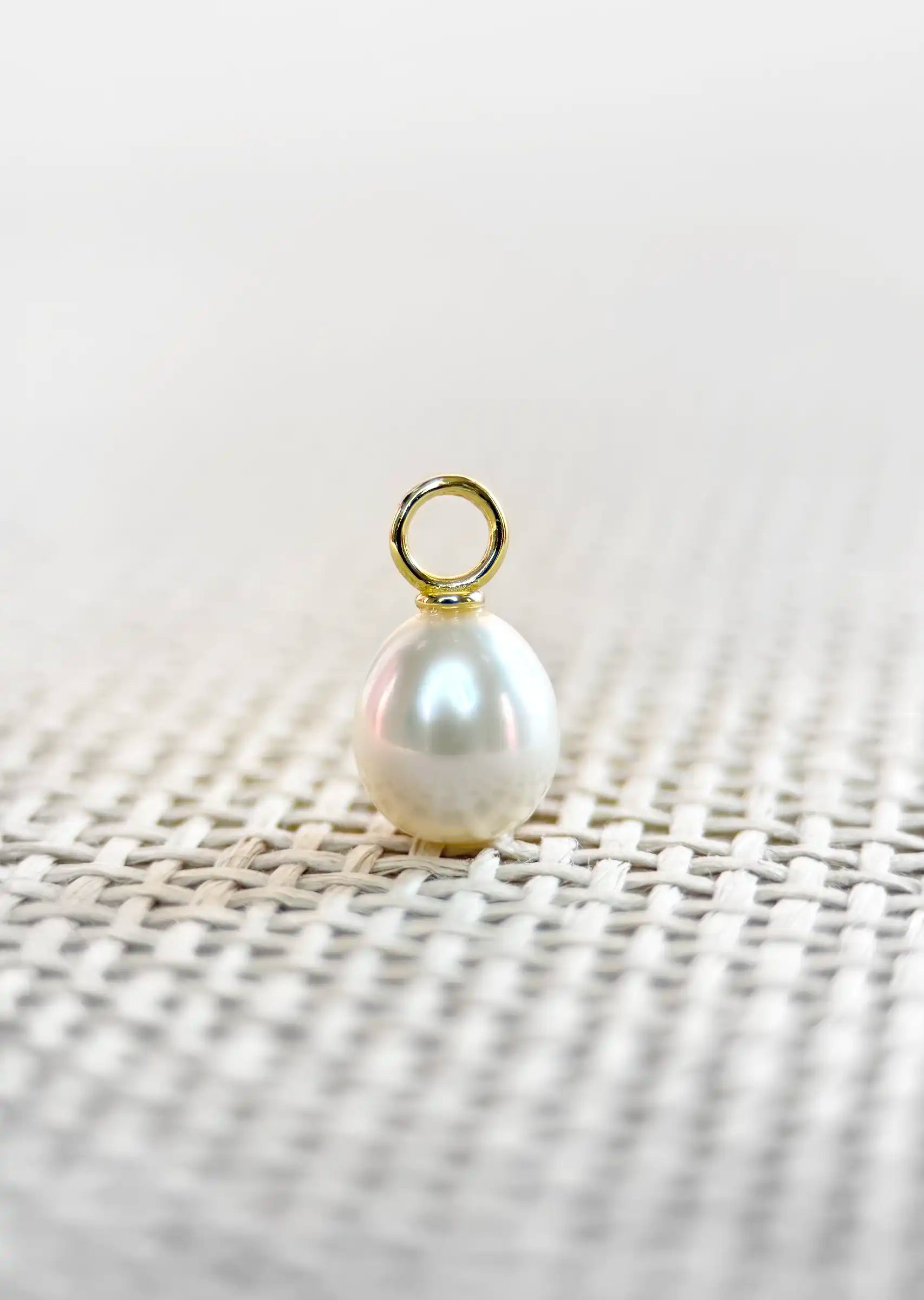 Weiẞer Perlen Charm